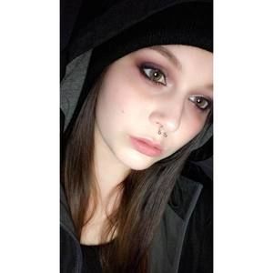 Meet your Posher, Kenna